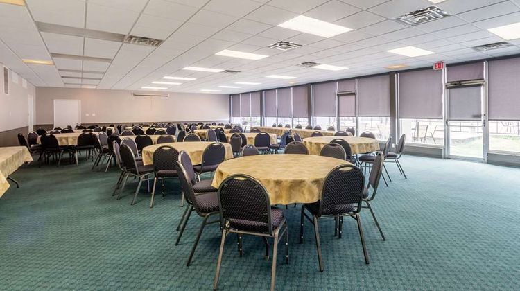 Quality Inn & Suites Meeting
