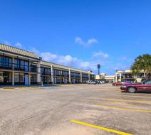Quality Inn New Orleans Exterior