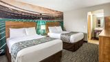 Clarion Pointe East Lansing University Room