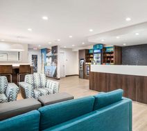 Clarion Pointe East Lansing University Lobby