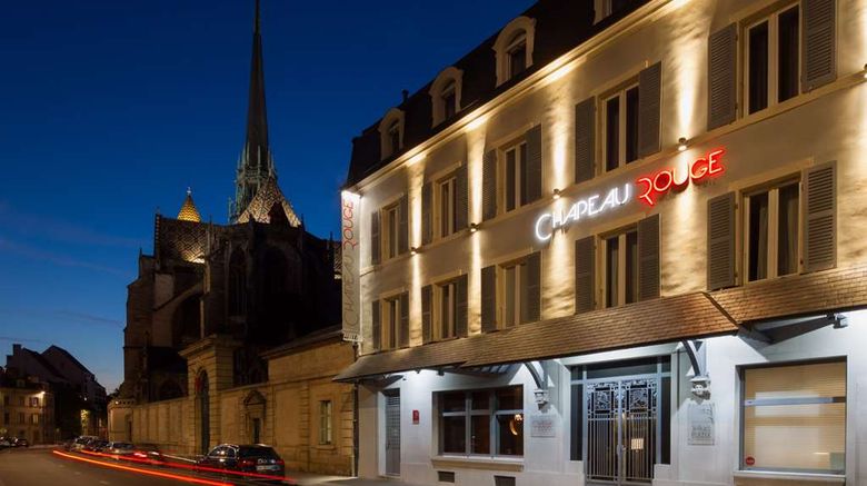 <b>Hostellerie Chapeau Rouge Exterior</b>. Images powered by <a href="https://iceportal.shijigroup.com/" title="IcePortal" target="_blank">IcePortal</a>.
