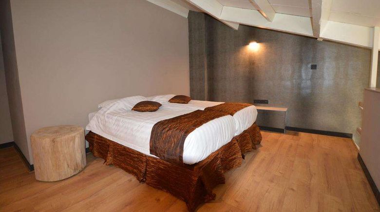 <b>Amosa Liege City Centre Hotel Room</b>. Images powered by <a href="https://iceportal.shijigroup.com/" title="IcePortal" target="_blank">IcePortal</a>.