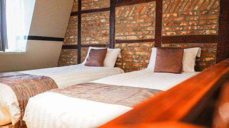 <b>Amosa Liege City Centre Hotel Room</b>. Images powered by <a href="https://iceportal.shijigroup.com/" title="IcePortal" target="_blank">IcePortal</a>.