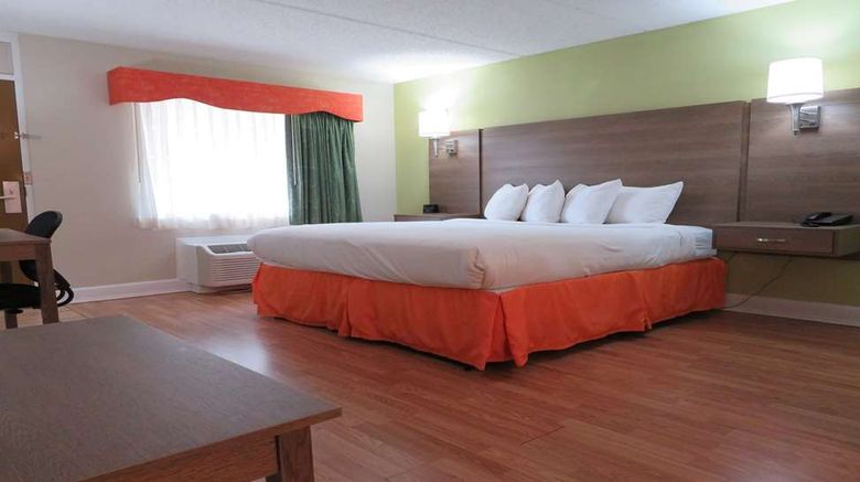 <b>SureStay Plus by Best Western St. Marys Room</b>. Images powered by <a href="https://iceportal.shijigroup.com/" title="IcePortal" target="_blank">IcePortal</a>.