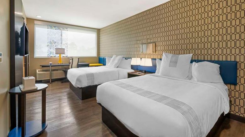 <b>GLo Best Western Pooler-Savannah Airport Room</b>. Images powered by <a href="https://iceportal.shijigroup.com/" title="IcePortal" target="_blank">IcePortal</a>.
