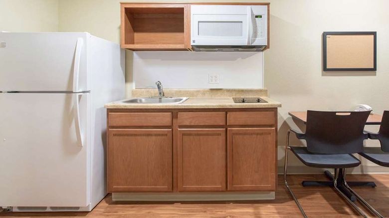 <b>WoodSpring Suites Grand Junction Room</b>. Images powered by <a href="https://iceportal.shijigroup.com/" title="IcePortal" target="_blank">IcePortal</a>.