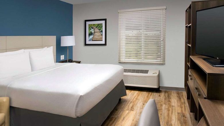 <b>WoodSpring Suites South Plainfield Room</b>. Images powered by <a href="https://iceportal.shijigroup.com/" title="IcePortal" target="_blank">IcePortal</a>.