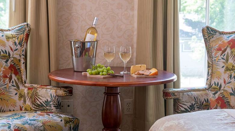 <b>Bar Harbor Grand Hotel Lobby</b>. Images powered by <a href="https://iceportal.shijigroup.com/" title="IcePortal" target="_blank">IcePortal</a>.