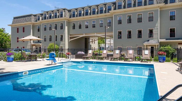 Bar Harbor Grand Hotel Pool