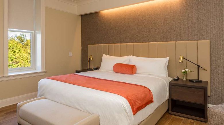 <b>The Abbey Inn and Spa Room</b>. Images powered by <a href="https://iceportal.shijigroup.com/" title="IcePortal" target="_blank">IcePortal</a>.