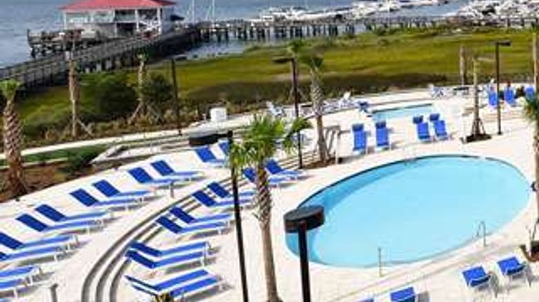 <b>The Beach Club at Charleston Harbor Rst Pool</b>. Images powered by <a href="https://iceportal.shijigroup.com/" title="IcePortal" target="_blank">IcePortal</a>.