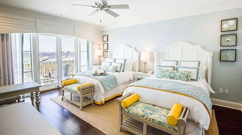 <b>The Beach Club at Charleston Harbor Rst Room</b>. Images powered by <a href="https://iceportal.shijigroup.com/" title="IcePortal" target="_blank">IcePortal</a>.