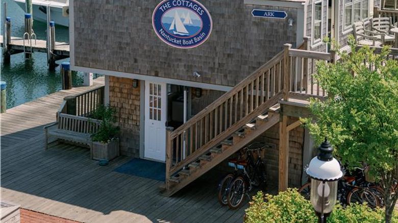 <b>The Cottages at the Boat Basin Exterior</b>. Images powered by <a href="https://iceportal.shijigroup.com/" title="IcePortal" target="_blank">IcePortal</a>.