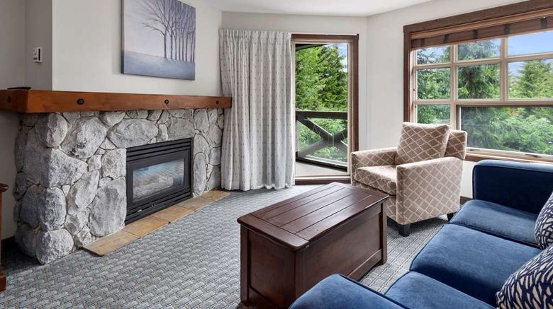 <b>Blackcomb Springs Suites Room</b>. Images powered by <a href="https://iceportal.shijigroup.com/" title="IcePortal" target="_blank">IcePortal</a>.