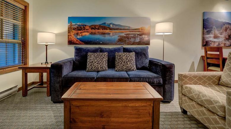 <b>Blackcomb Springs Suites Room</b>. Images powered by <a href="https://iceportal.shijigroup.com/" title="IcePortal" target="_blank">IcePortal</a>.