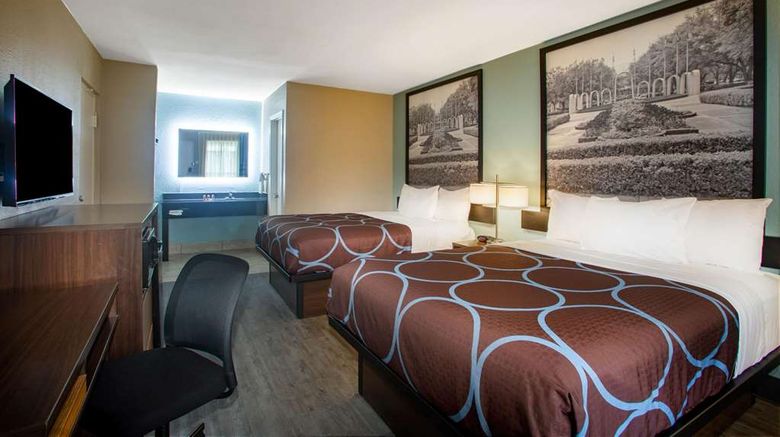 <b>Super 8 by Wyndham Mobile I-65 Room</b>. Images powered by <a href="https://iceportal.shijigroup.com/" title="IcePortal" target="_blank">IcePortal</a>.