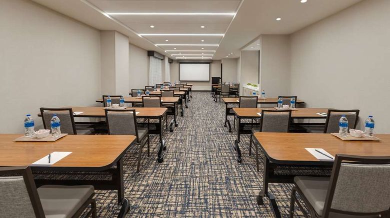 <b>Hyatt Place Houston Downtown Meeting</b>. Images powered by <a href="https://iceportal.shijigroup.com/" title="IcePortal" target="_blank">IcePortal</a>.