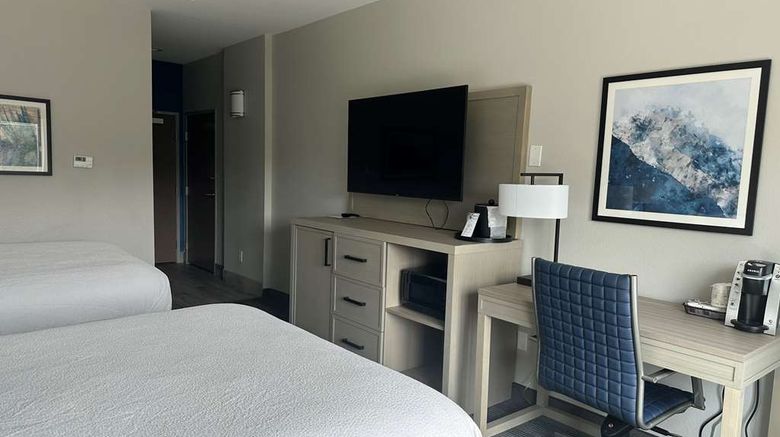<b>Best Western Plus Chandler Room</b>. Images powered by <a href="https://iceportal.shijigroup.com/" title="IcePortal" target="_blank">IcePortal</a>.