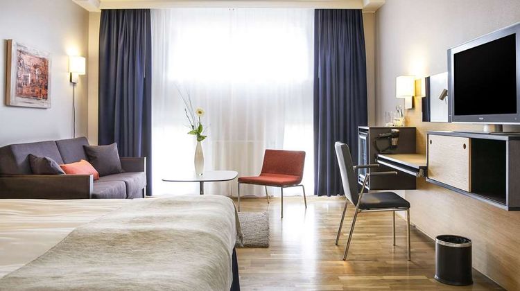 Quality Hotel Waterfront Hotel Room