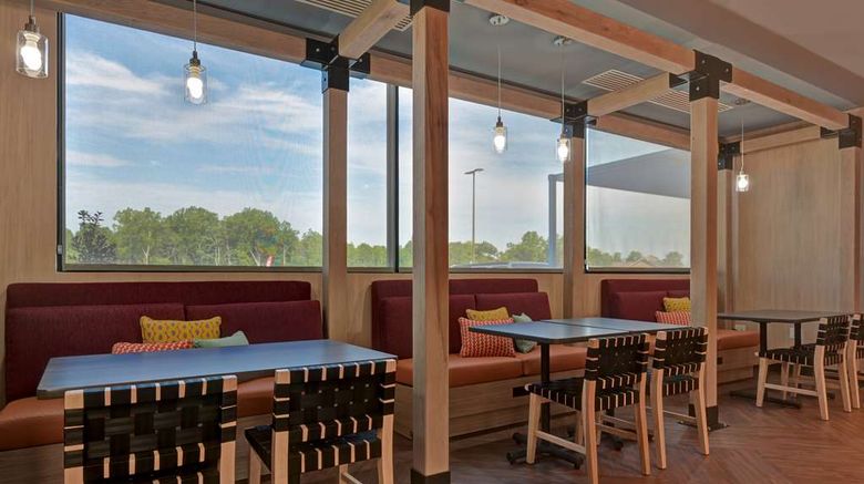 <b>Tru by Hilton Mooresville Restaurant</b>. Images powered by <a href="https://iceportal.shijigroup.com/" title="IcePortal" target="_blank">IcePortal</a>.