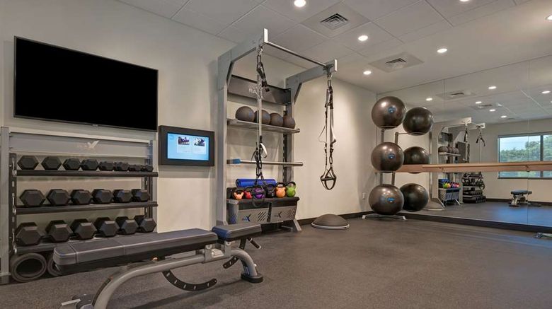 <b>Tru by Hilton Mooresville Health</b>. Images powered by <a href="https://iceportal.shijigroup.com/" title="IcePortal" target="_blank">IcePortal</a>.