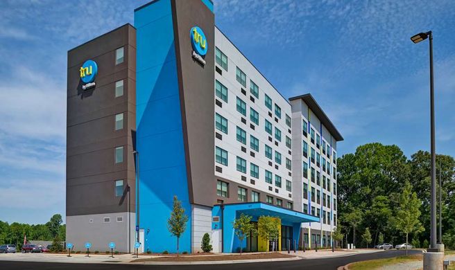 Tru by Hilton Mooresville Exterior