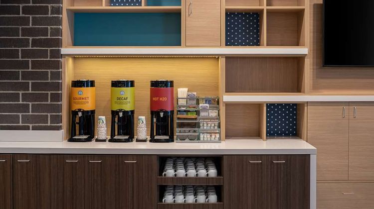 Home2 Suites Des Moines-Drake University Restaurant