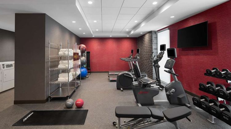 Home2 Suites Des Moines-Drake University Health