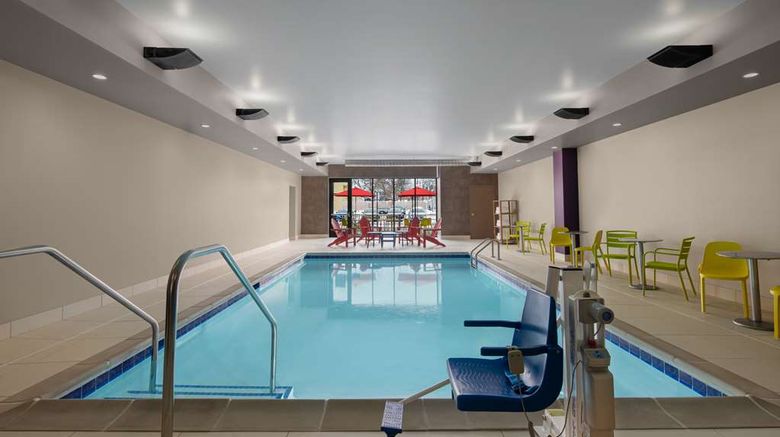 <b>Home2 Suites Des Moines-Drake University Pool</b>. Images powered by <a href="https://iceportal.shijigroup.com/" title="IcePortal" target="_blank">IcePortal</a>.