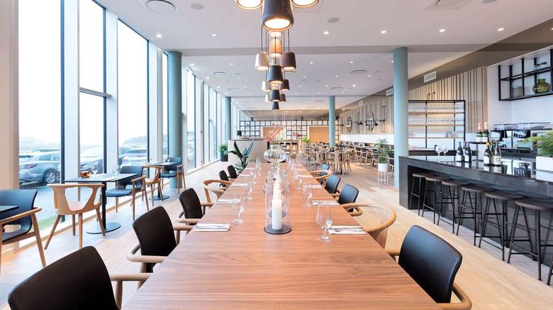 <b>Hilton Garden Inn Faroe Island Restaurant</b>. Images powered by <a href="https://iceportal.shijigroup.com/" title="IcePortal" target="_blank">IcePortal</a>.