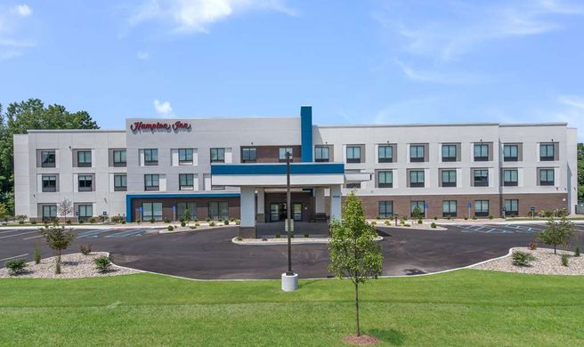 Hampton Inn Niles Exterior
