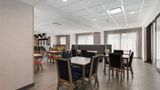 <b>Hampton Inn Niles Restaurant</b>. Images powered by <a href="https://iceportal.shijigroup.com/" title="IcePortal" target="_blank">IcePortal</a>.