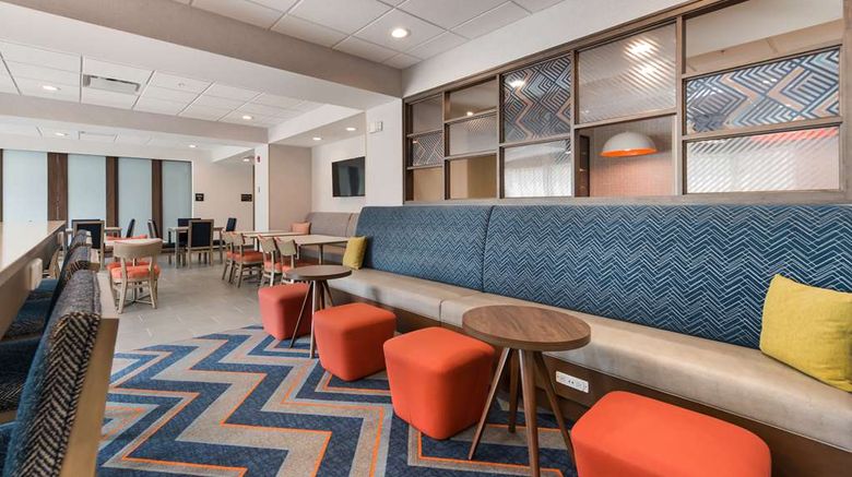 <b>Hampton Inn Niles Restaurant</b>. Images powered by <a href="https://iceportal.shijigroup.com/" title="IcePortal" target="_blank">IcePortal</a>.