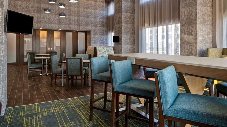 Hampton Inn & Suites Deptford Restaurant