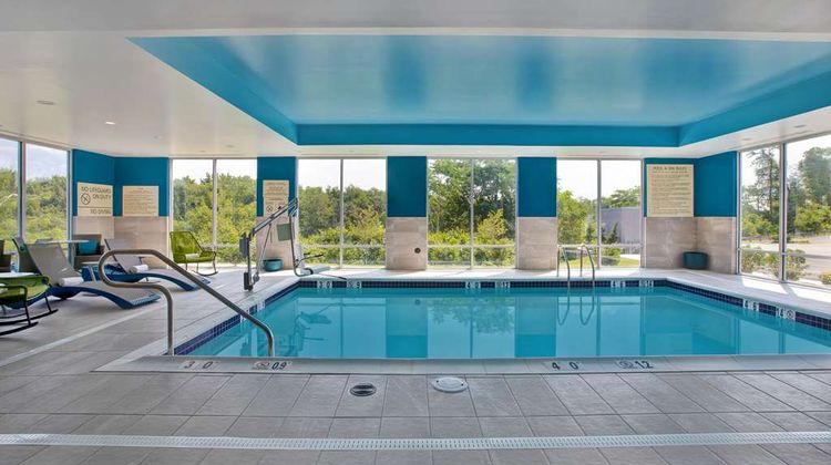 Hampton Inn & Suites Deptford Pool