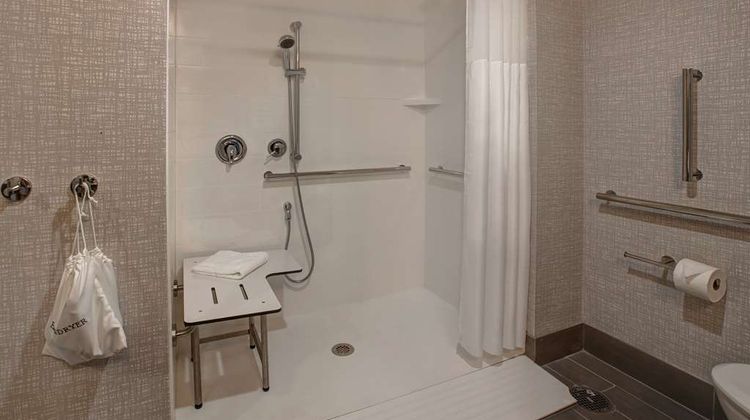Hampton Inn & Suites Deptford Room