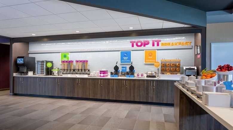 <b>Tru by Hilton Radford Restaurant</b>. Images powered by <a href="https://iceportal.shijigroup.com/" title="IcePortal" target="_blank">IcePortal</a>.