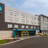 Tru by Hilton Radford