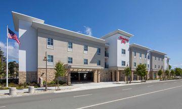 Hampton Inn Santa Cruz West