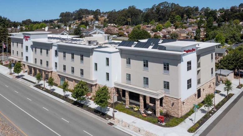 <b>Hampton Inn Santa Cruz West Exterior</b>. Images powered by <a href="https://iceportal.shijigroup.com/" title="IcePortal" target="_blank">IcePortal</a>.