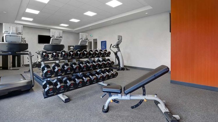 Hampton Inn & Suites Belleville Health