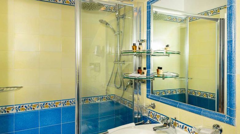 <b>Villa Gabrisa Room</b>. Images powered by <a href="https://iceportal.shijigroup.com/" title="IcePortal" target="_blank">IcePortal</a>.