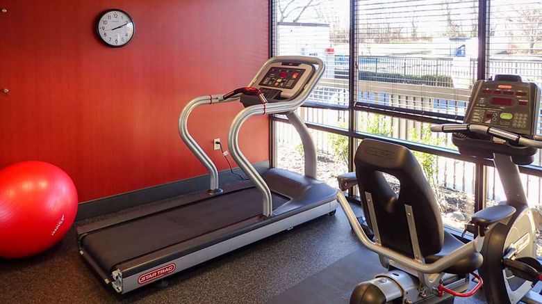 <b>Comfort Inn and Suites Mount Holly Health</b>. Images powered by <a href="https://iceportal.shijigroup.com/" title="IcePortal" target="_blank">IcePortal</a>.