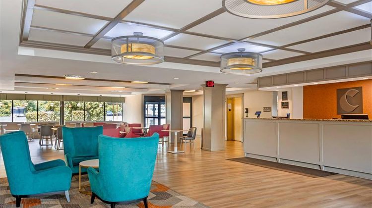 Comfort Inn and Suites Mount Holly Lobby