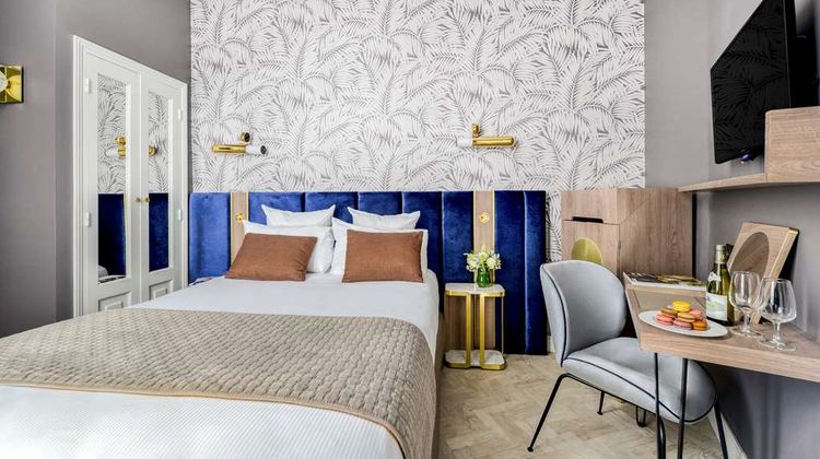 Hotel Opera Opal Room