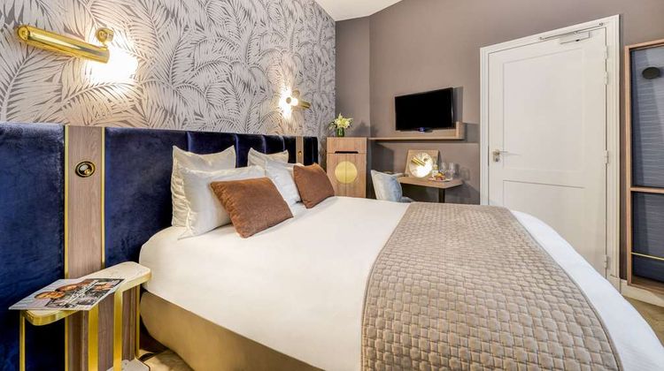 Hotel Opera Opal Room