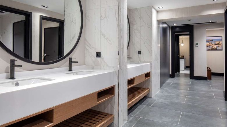 <b>Radisson Hotel Izmir Aliaga Spa</b>. Images powered by <a href="https://iceportal.shijigroup.com/" title="IcePortal" target="_blank">IcePortal</a>.