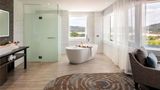<b>Pullman Rotorua Suite</b>. Images powered by <a href="https://iceportal.shijigroup.com/" title="IcePortal" target="_blank">IcePortal</a>.