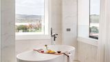<b>Pullman Rotorua Suite</b>. Images powered by <a href="https://iceportal.shijigroup.com/" title="IcePortal" target="_blank">IcePortal</a>.