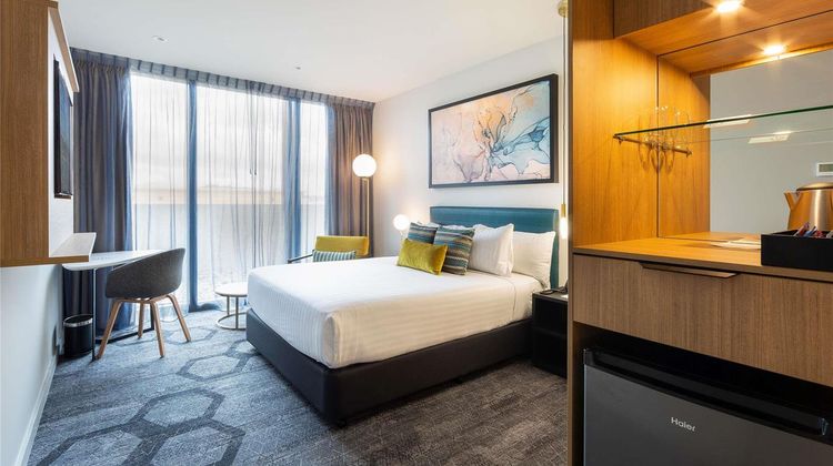 Mercure Canberra Belconnen Exterior